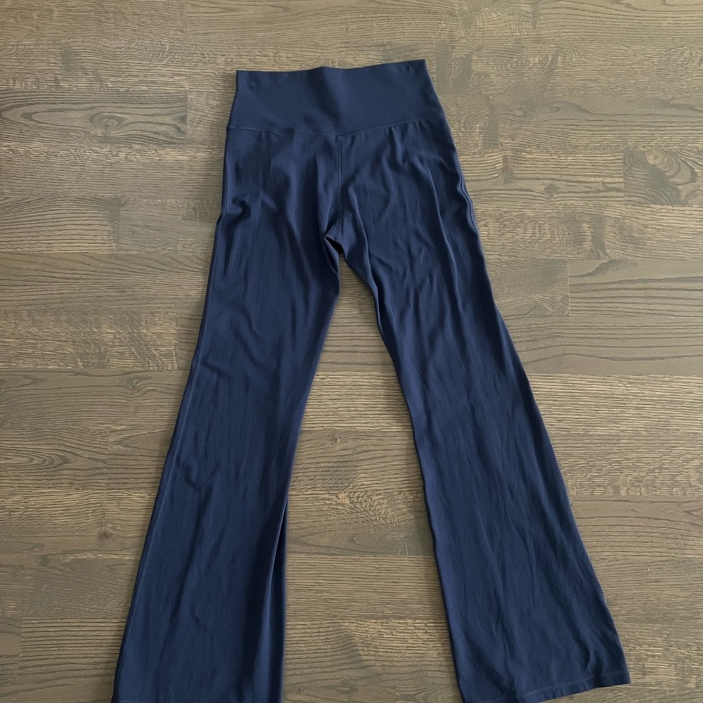 Abercrombie YPB studioFLEX Flare Legging, M short blue